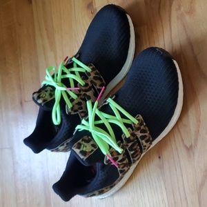 NWOT Adidas Ultraboost DNA Animal Pack Leoapard print